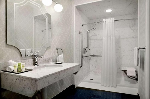 The Drake Hotel image 13